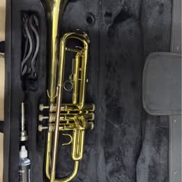 Trompeta Laqueada Conductor M5210 – Usada