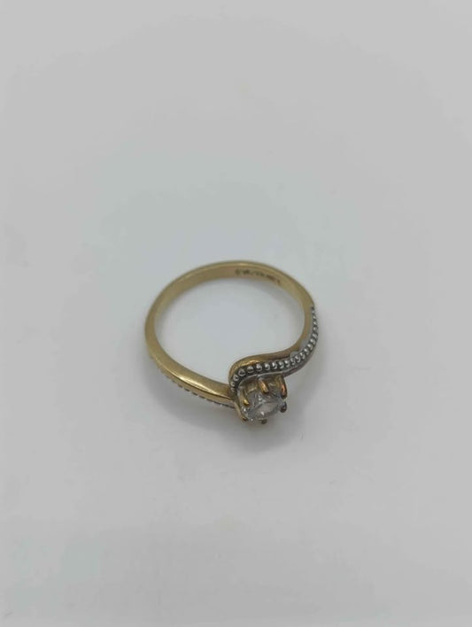 Anillo de oro con piedra 10k 2.4 gr #6.5