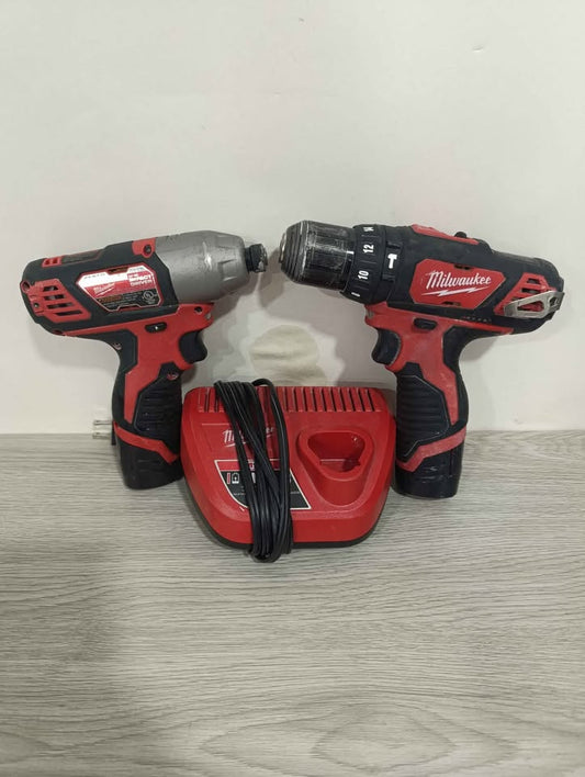 Kit de taladros Milwaukee M12 2 baterías y 1 cargador