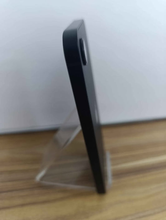 Celular iPhone 16E 128gb 100% batería Liberado USADO
