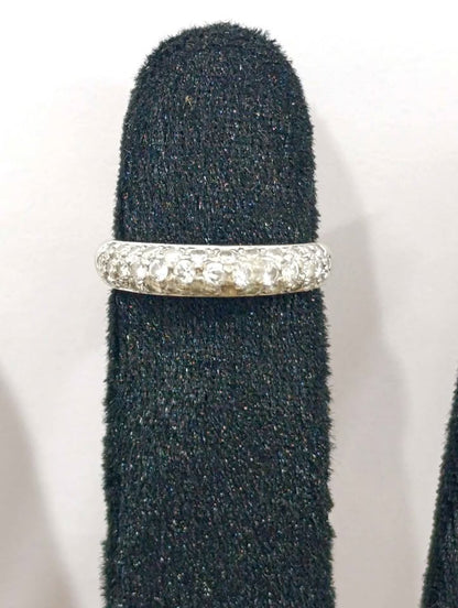 Oro blanco anillo 14K Peso 4.3 gramos