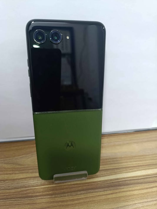 Celular RAZR 50 ultra 512gb 12 ram liberado USADO