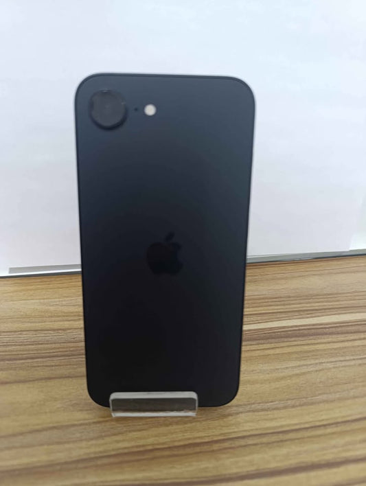 Celular iPhone 16E 128gb 100% batería Liberado USADO