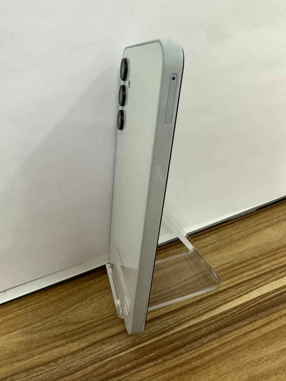 Celular galaxy a15 128 GB 4 ram liberado USADO