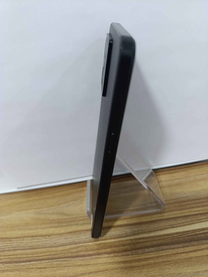 Celular oppo Reno 7 128 GB 6 ram liberado USADO