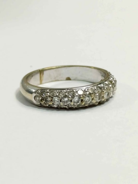 Oro blanco anillo 14K Peso 4.3 gramos