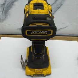 Taladro Inalámbrico DeWalt DCD709 – Usado
