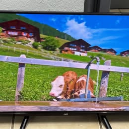 Smart TV JVC Roku 32” FHD – Usada