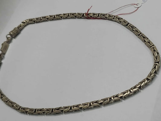 Cadena de plata