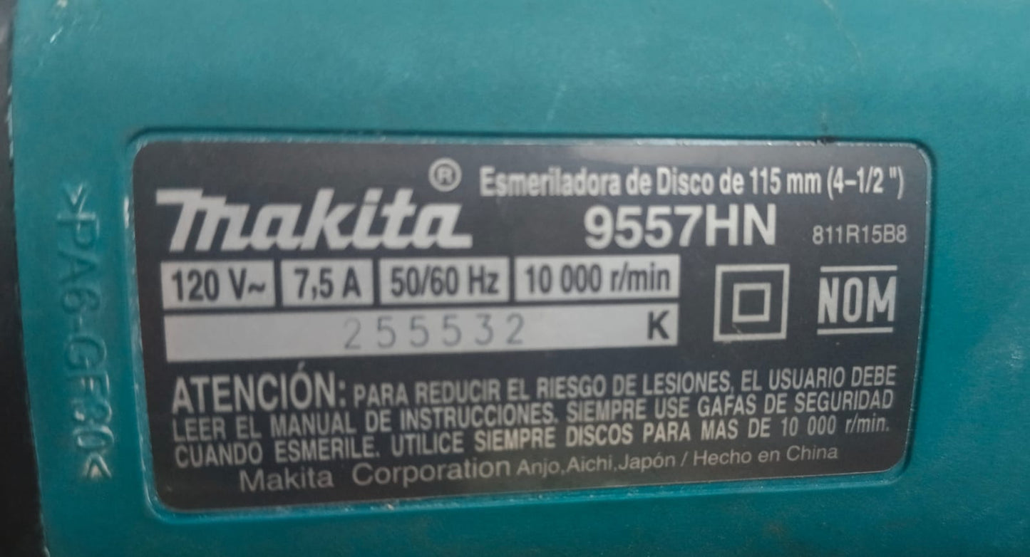 Mini Esmeril MAKITA 9557hn con disco, usado