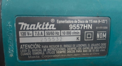 Mini Esmeril MAKITA 9557hn con disco, usado
