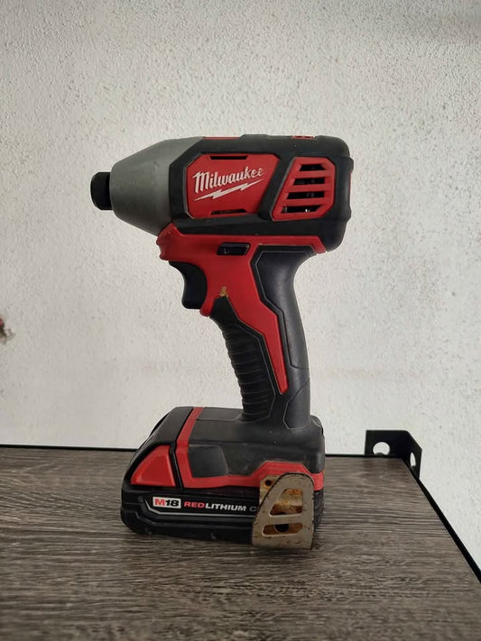 Atornillador Milwaukee