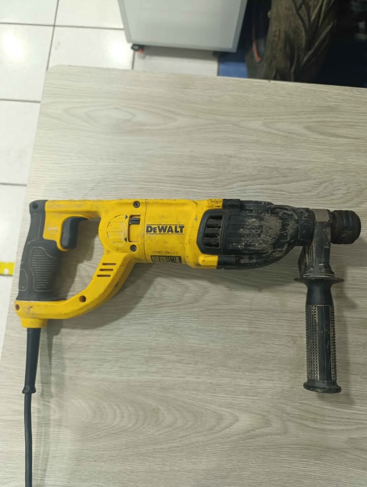 Rotomartillo Dewalt D25260
