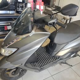 Motocicleta Suzuki