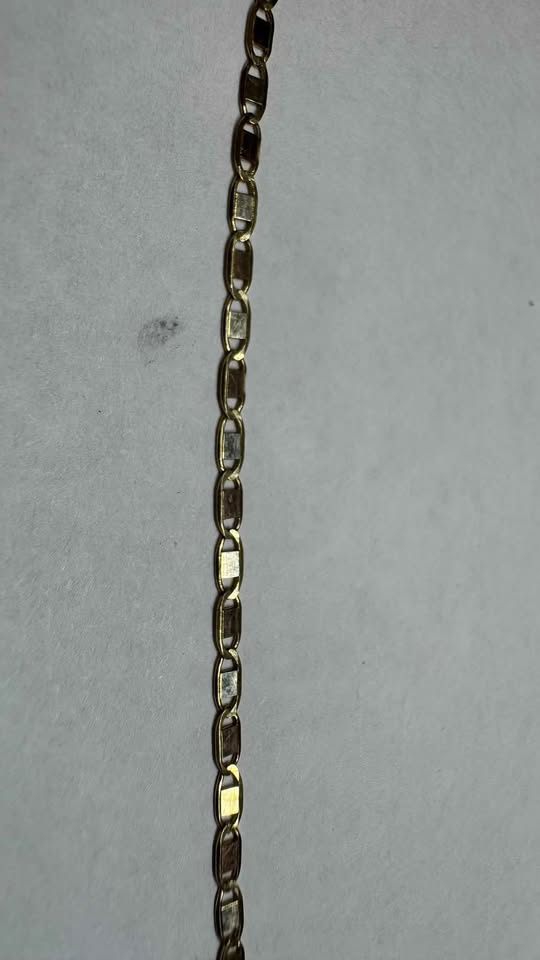 Cadena de oro con dije 10k