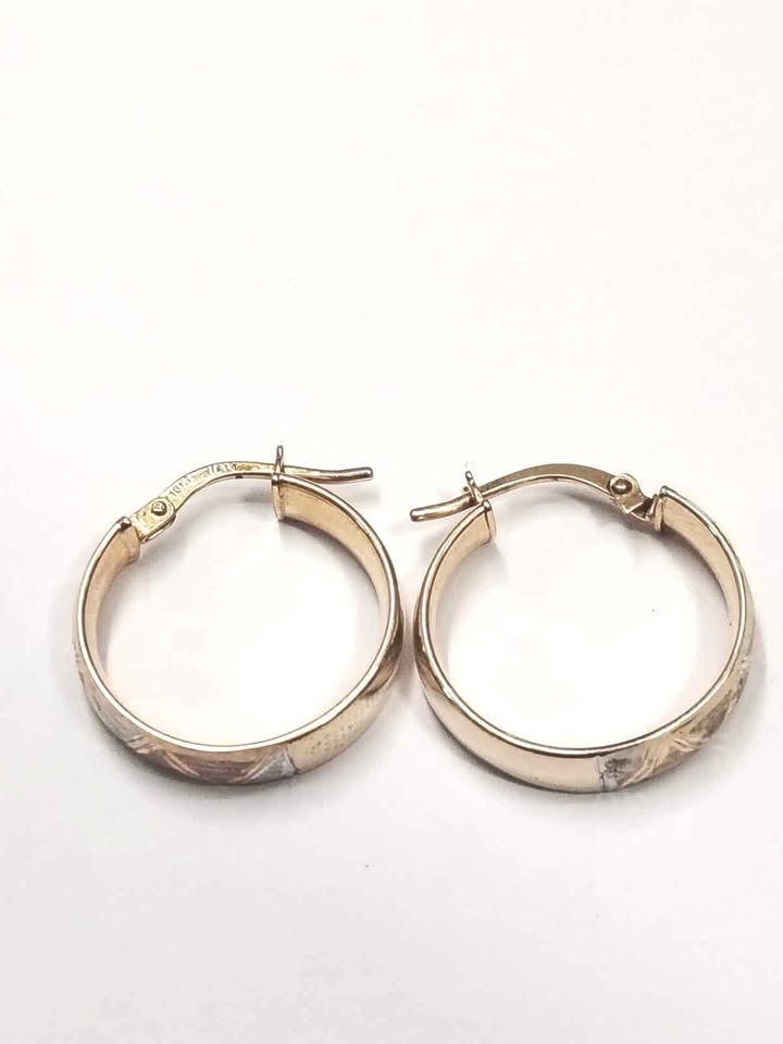 Par arracadas de oro 10k 1.8gr usadas