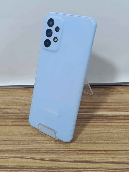 Celular galaxy a23 128 GB 4 ram liberado USADO
