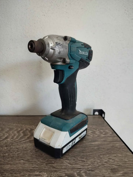 Makita taladro de impacto