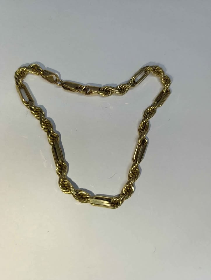 Oro Esclava tejido torzal 10k pesa 5.8gr usada