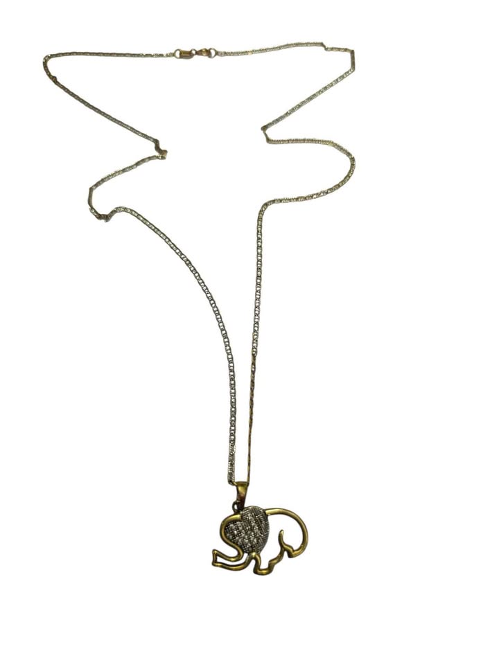 Cadena y dije elefante 10k 3.1gr usada