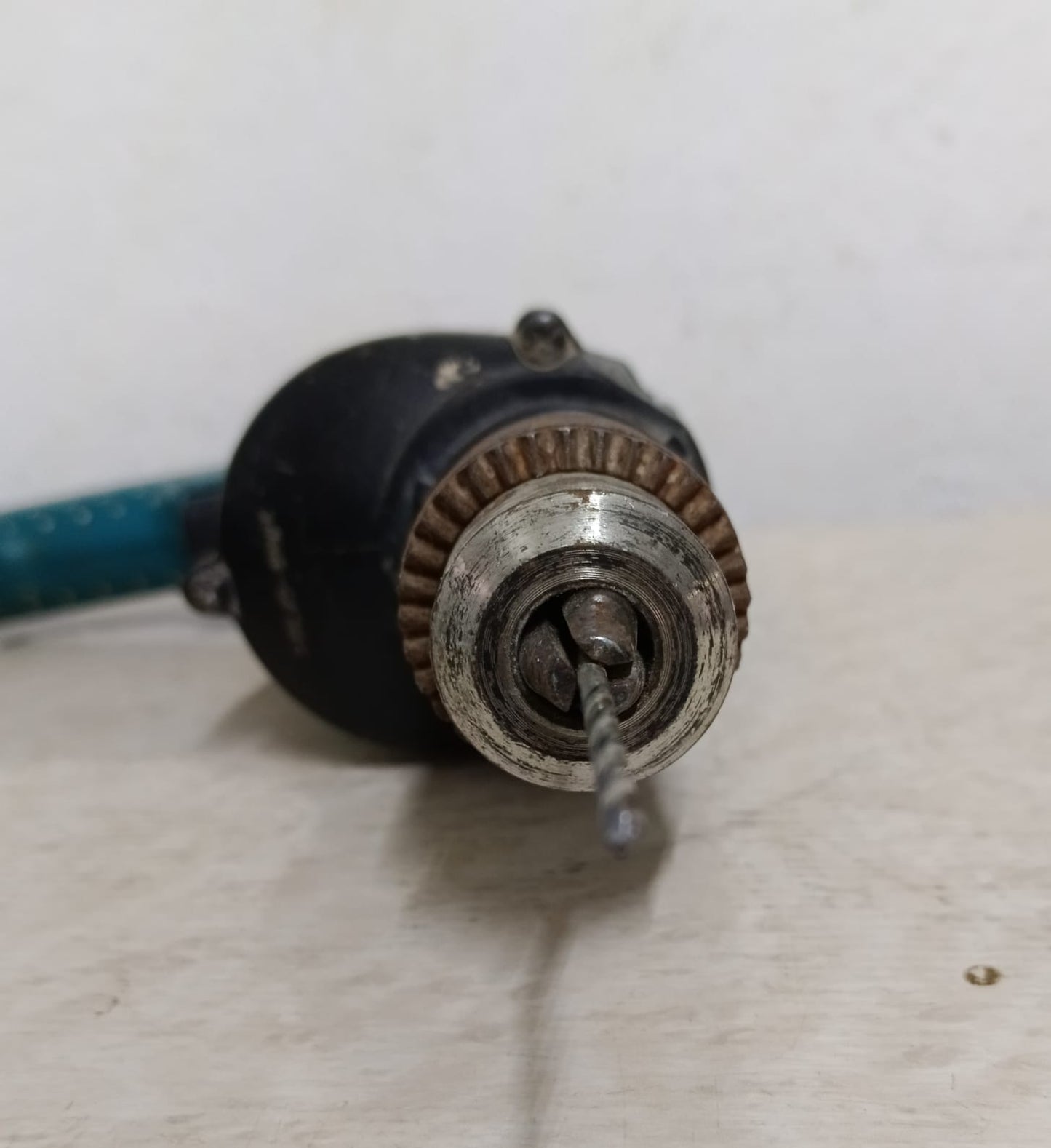 Taladro Makita hp1630, usado
