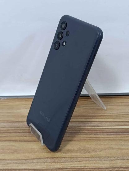 Celular Galaxy A13 128 GB 4 Ram Libre USADO