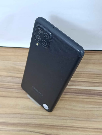 Celular Galaxy A12 64 GB 4 Ram Libre USADO