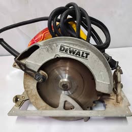 SIERRA CIRCULAR DEWALT