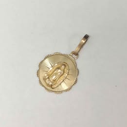 Dije de flor con virgencita 10k p1.2gr