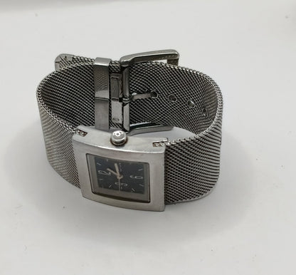 Reloj tipo DKNY ny-3361 tipo pulcera, usado