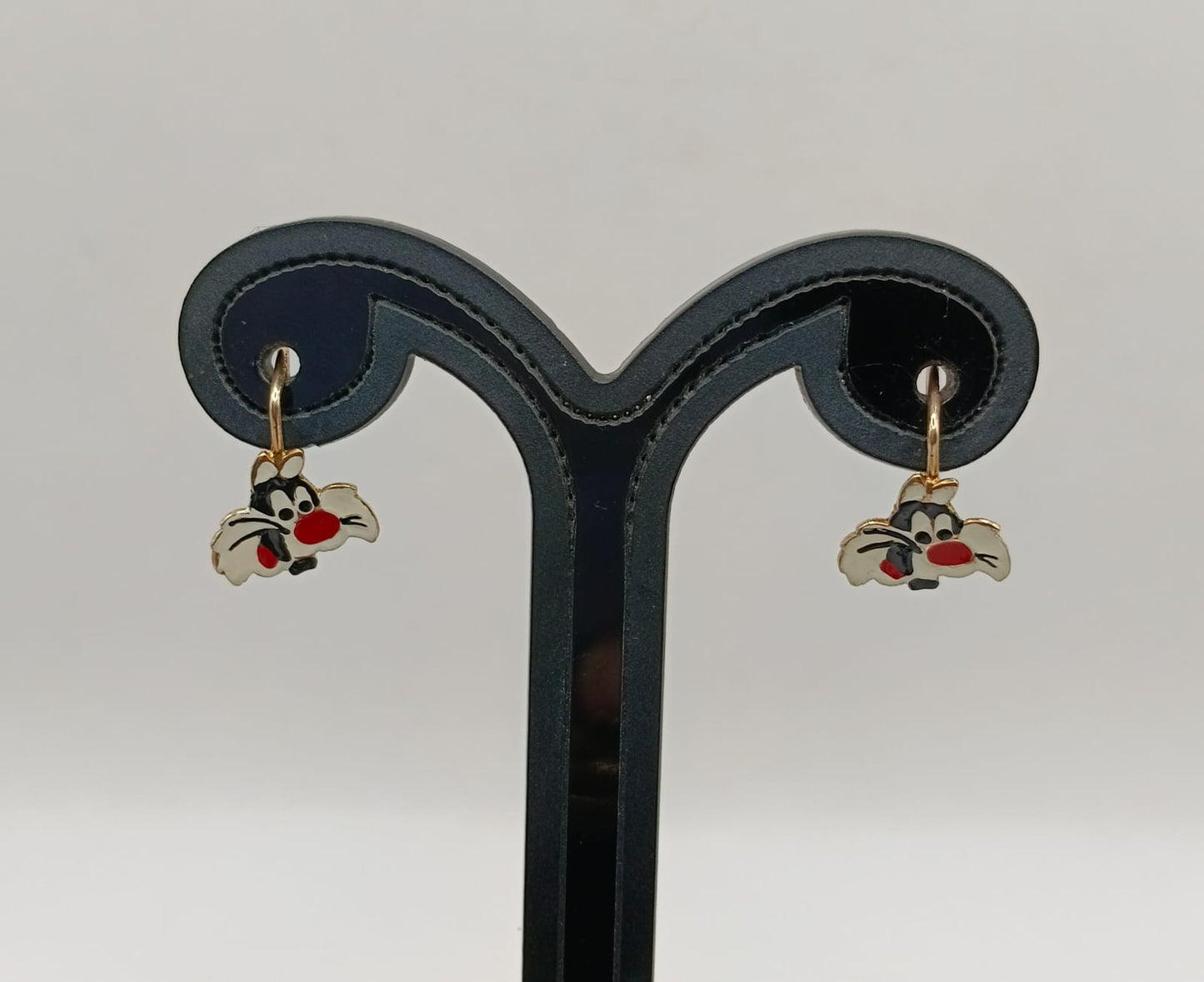 Aretes y anillo SILVESTRE ORO 14k peso 2.9gr, usado