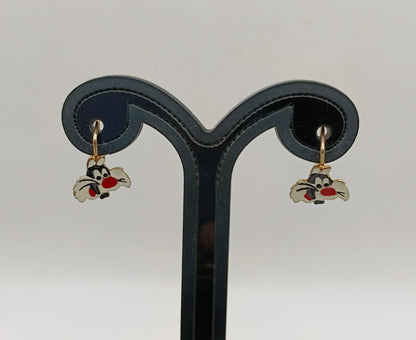 Aretes y anillo SILVESTRE ORO 14k peso 2.9gr, usado