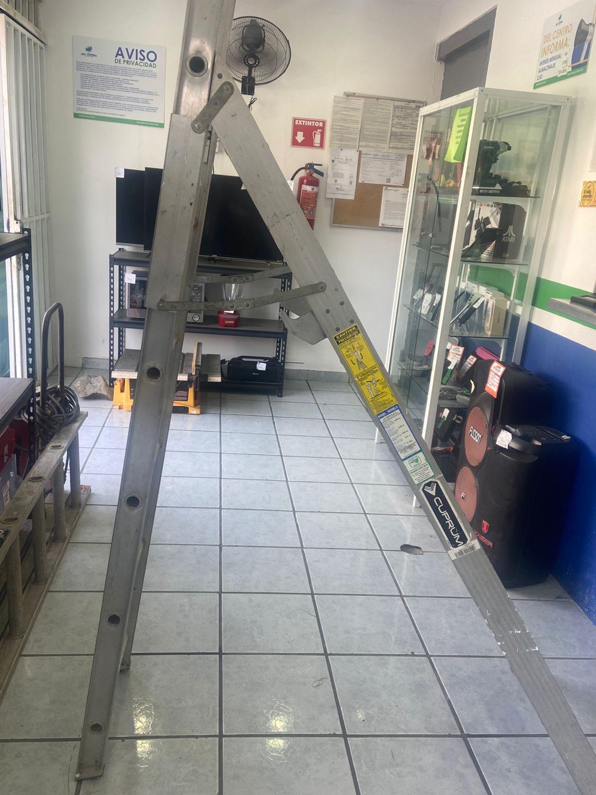 🪜✨ ¡Escalera Convertible Cuprum en excelente estado! ✨🪜