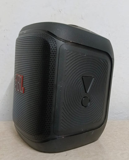 Bocina recargable JBL partybox, usado