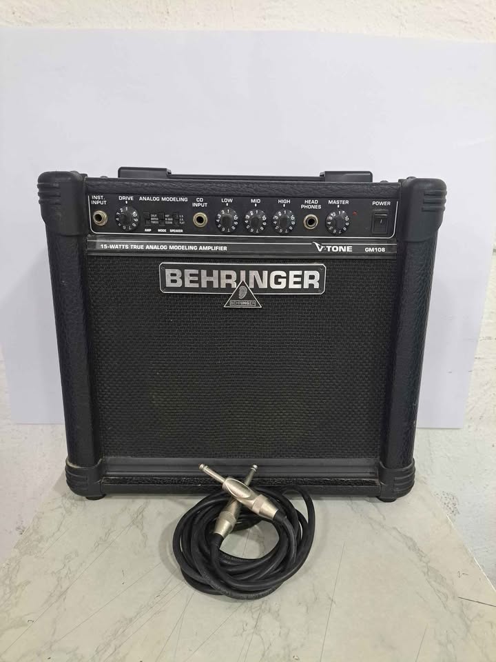 Amplificador Behringer GM-108 🎸🔊