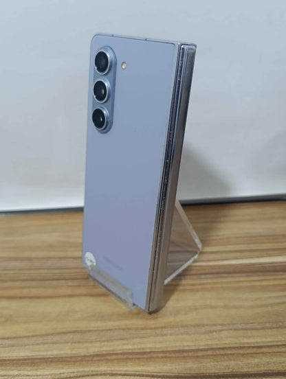 📱 Samsung Galaxy Z Fold 5 – 1 TB / 12 GB RAM – Libre – Con Detalle en Pantalla USADO