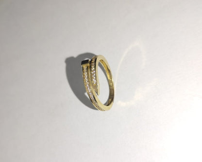 💎 ANILLO DE ORO 10K CON PIEDRAS INCRUSTADAS ✨