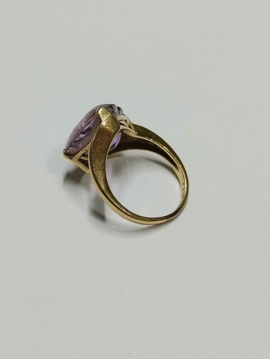 Oro Anillo Corazón 14K 3.6g USADO