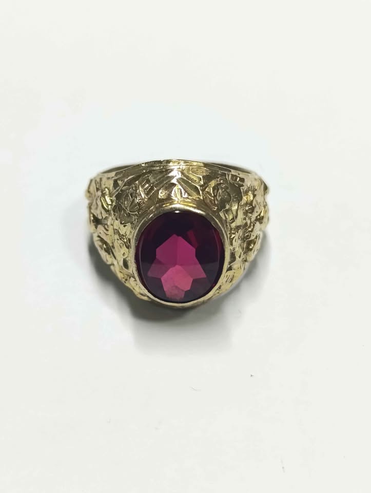 Oro Anillo 14K Peso 5.4 Gramos USADO