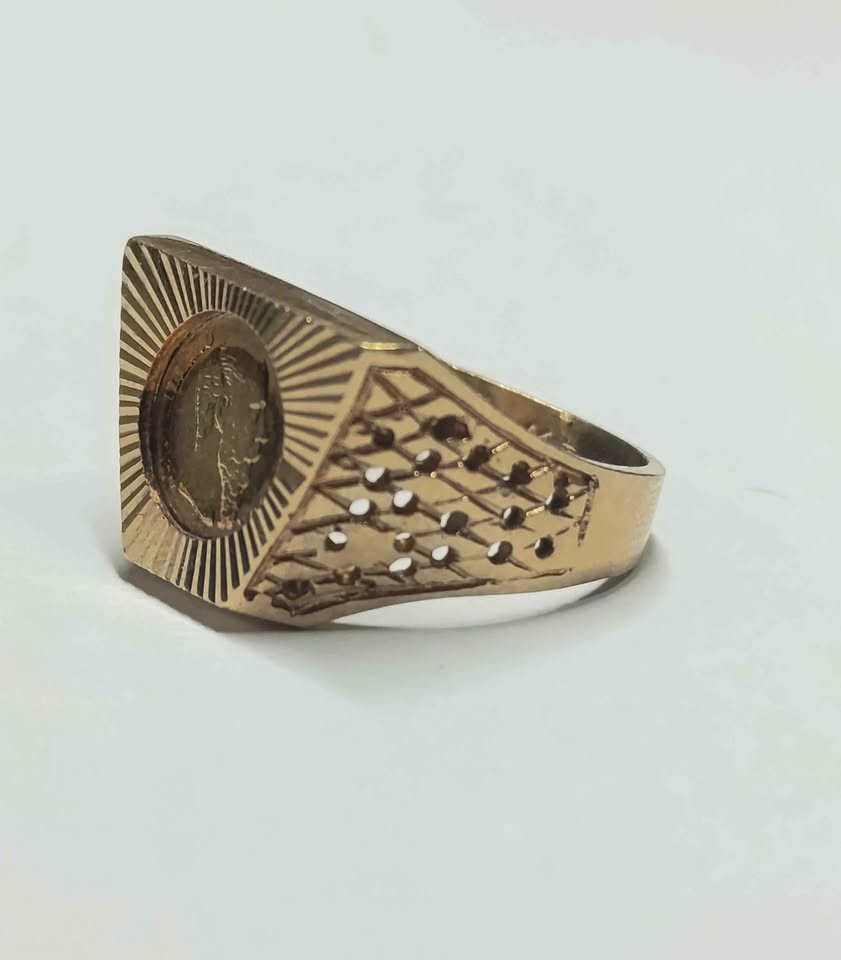 Oro Anillo 14K Peso 8.4 Gramos USADO