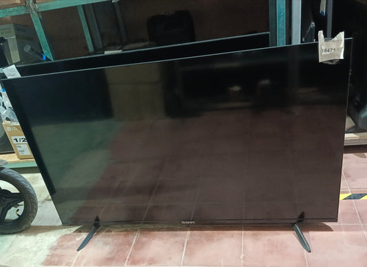 Pantalla smart tv QUARONI 58 pulgadas, usado