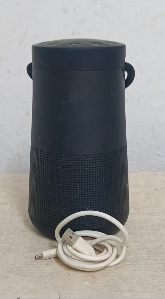 Bocina recargable BOSE revolver 2, usado