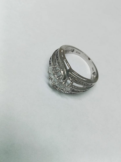 ✨ Anillo de Oro Blanco 14K con Piedras – Talla 7 ✨