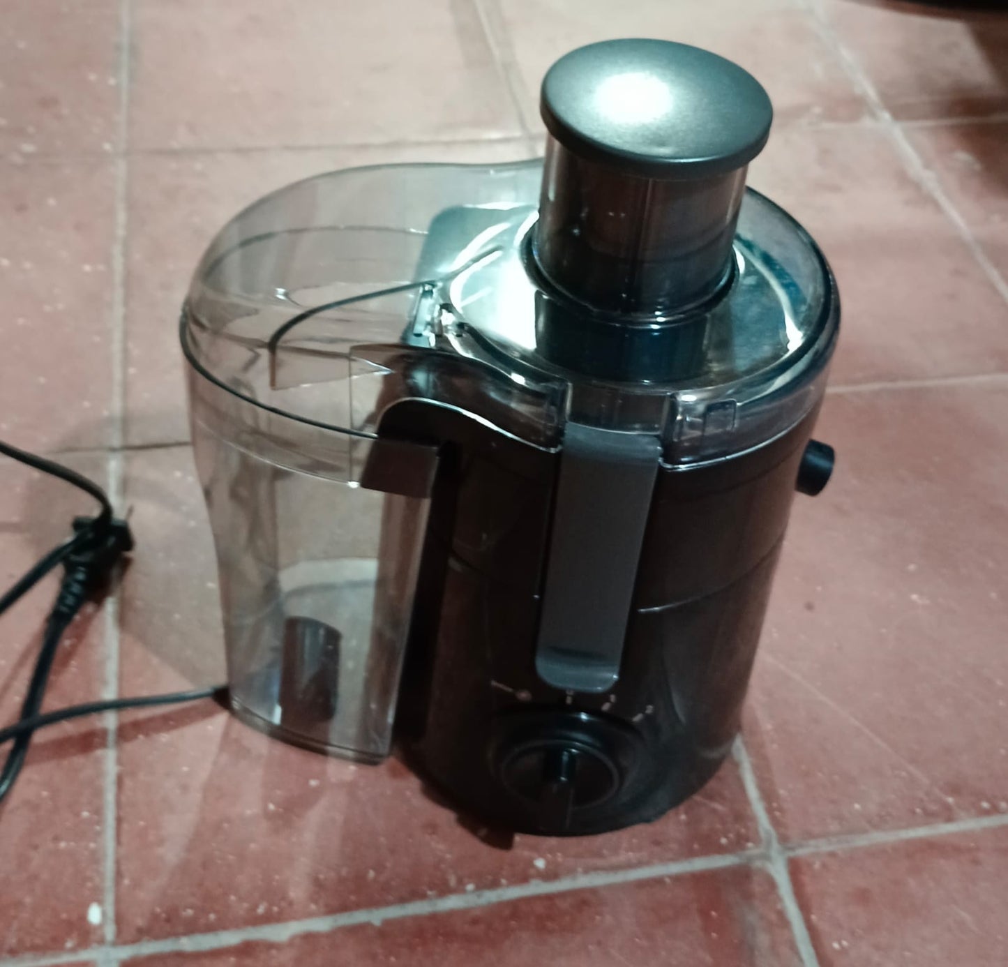 Extractor de jugo T-FAL ze3706mx, usado