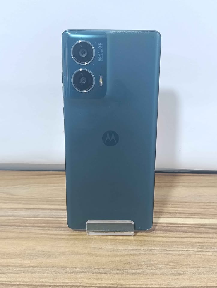 Celular Moto Edge 50 Fusión 256 GB 8 Ram Libre SEMINUEVO