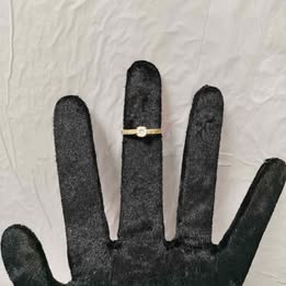 Anillo tipo compromiso 10k 1gr
