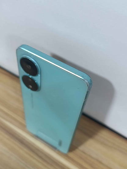 Celular Oppo A78 256 GB 8 Ram Libre