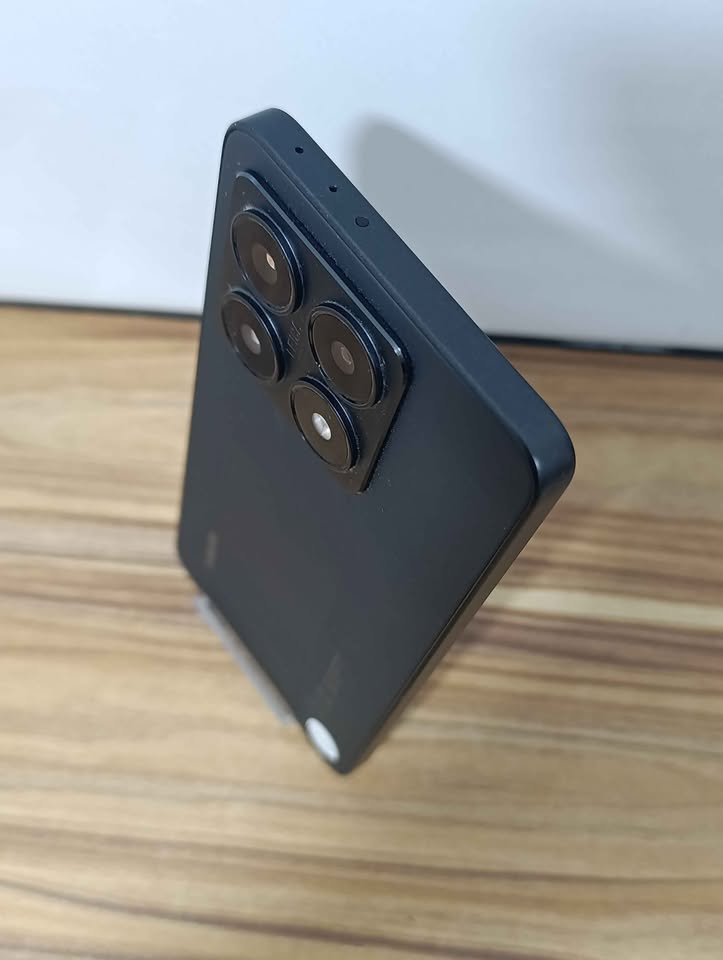 Celular Xiaomi 14T ByPass 512 GB 16 Ram Libre