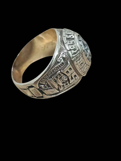 Oro anillo con sirconia 10k 15g