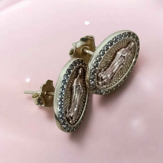 Oro par aretes religiosos 10k 2.9g